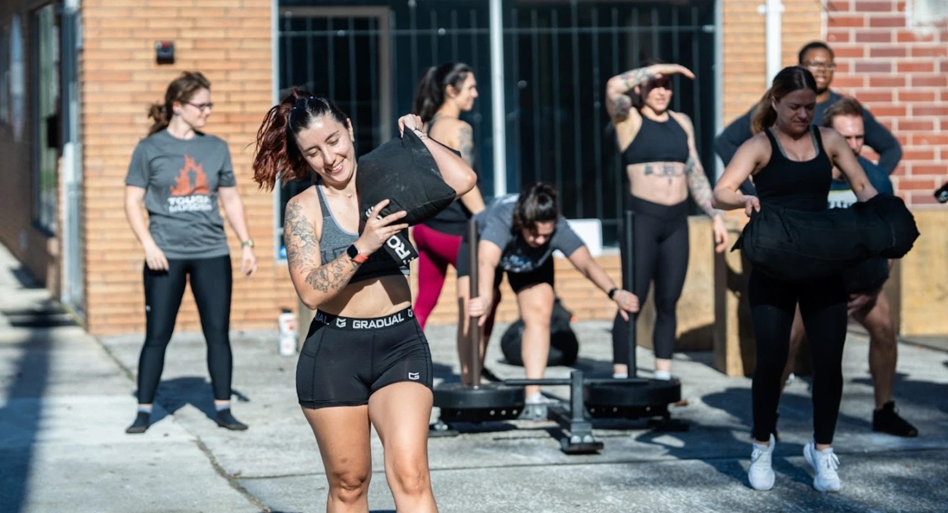 girls training at First Coast Crossfit